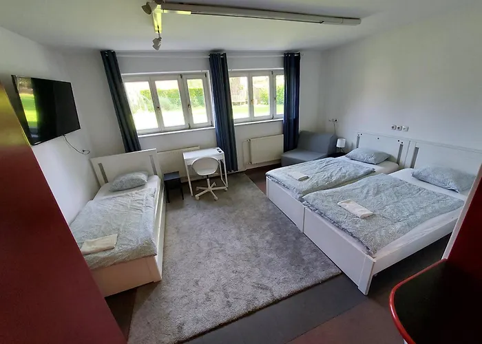 Rose House - Greenline 卢布尔雅那