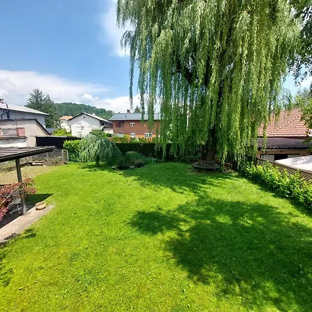 Rose House - Greenline Guest house Ljubljana