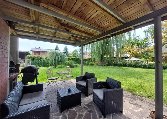 Guest house Rose House - Greenline Ljubljana